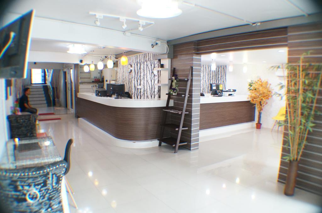 Ma Non Nont Hotel&Apartment Nonthaburi Buitenkant foto